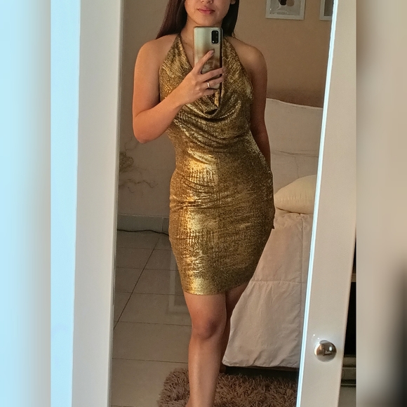Gold halter neck mini dress fixed price - Picture 2 of 4
